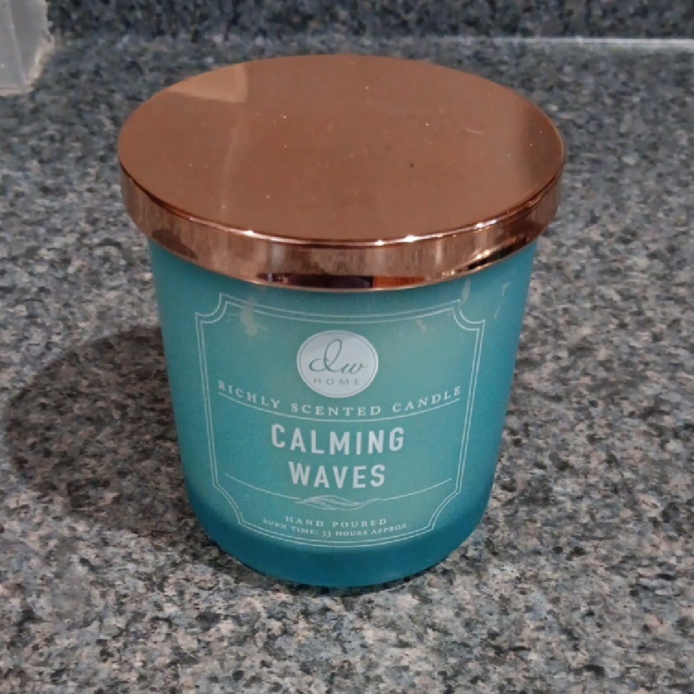 DW Home Calming Waves Scented Candle - Teal Jar with Rose Gold Lid